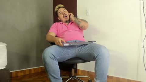 jhon deibyd online show from 12/18/24, 06:53