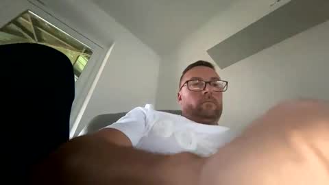 Sharksboy online show from 12/28/24, 02:42