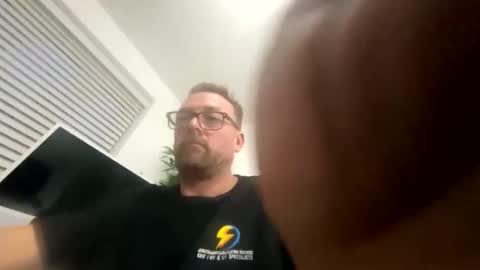 Sharksboy online show from 02/21/26, 06:36