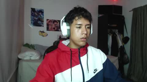 Snapshot of sharky_g chatting on 01/02/25, 10:16 Frqnko online show from 01/02/25, 10:16