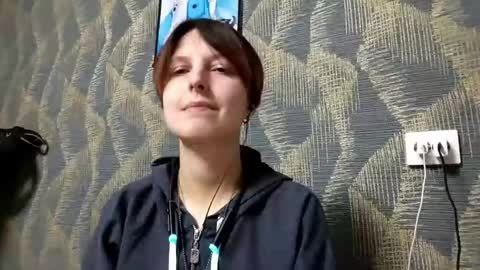 Snapshot of sharleenyodis chatting on 05/27/26, 06:16 Sara online show from 05/27/26, 06:16