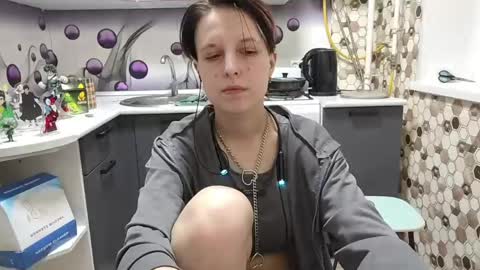 Sara online show from 05/31/26, 06:09