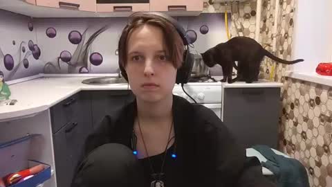 Sara online show from 06/24/26, 05:45
