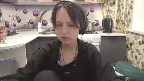 Sara online show from 06/26/26, 05:17