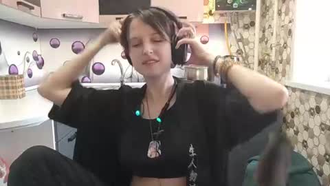 Sara online show from 06/29/26, 04:51