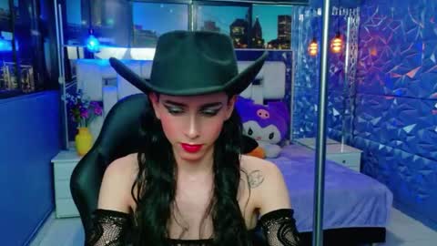 Snapshot of sharlon_ chatting on 04/17/26, 02:31 Sharlond online show from 04/17/26, 02:31