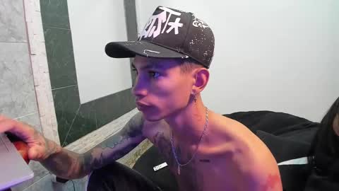 Snapshot of sharlot07 chatting on 02/23/25, 07:55 Sharlot07 online show from 02/23/25, 07:55