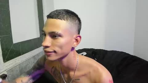 Snapshot of sharlot07 chatting on 02/28/25, 10:09 Sharlot07 online show from 02/28/25, 10:09