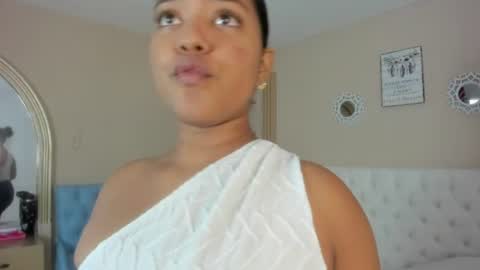 Snapshot of sharlot_evans_ chatting on 07/15/26, 12:32 Sharlot online show from 07/15/26, 12:32