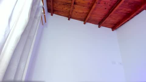 Hi fiends ---- I usually start online from Monday to Friday from 1000 am Saturdays and Sundays at 600 am Colombia time online show from 02/03/26, 02:33