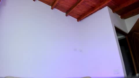 Hi fiends ---- I usually start online from Monday to Friday from 1000 am Saturdays and Sundays at 600 am Colombia time online show from 02/15/26, 09:41