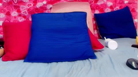 Sharlott online show from 02/12/25, 06:09