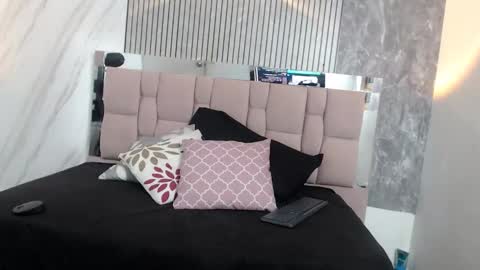 Sara online show from 11/09/25, 12:14