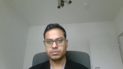 Snapshot of sharmamanxyz chatting on 12/06/24, 08:05 sharmamanxyz online show from 12/06/24, 08:05