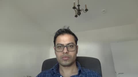 Snapshot of sharmamanxyz chatting on 03/03/25, 02:26 sharmamanxyz online show from 03/03/25, 02:26