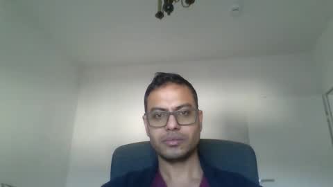 Snapshot of sharmamanxyz chatting on 03/05/25, 03:40 sharmamanxyz online show from 03/05/25, 03:40