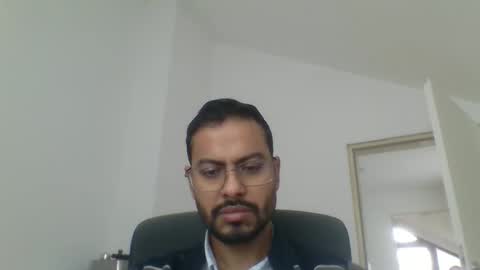 Snapshot of sharmamanxyz chatting on 10/17/25, 10:07 sharmamanxyz online show from 10/17/25, 10:07