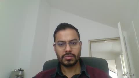 Snapshot of sharmamanxyz chatting on 10/20/25, 09:32 sharmamanxyz online show from 10/20/25, 09:32