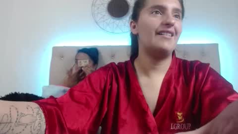 sharon_and_sharit online show from 12/17/25, 03:45