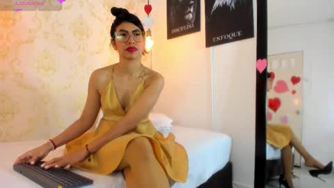 sharon_leather online show from 02/18/26, 12:34