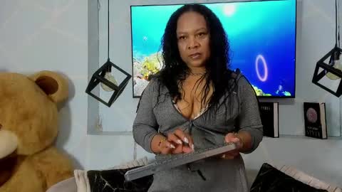 Sharon Noa online show from 04/18/26, 03:16