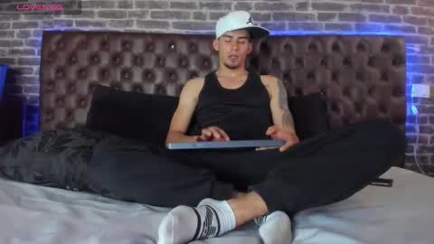 Sharon  Tyga online show from 11/24/25, 02:55