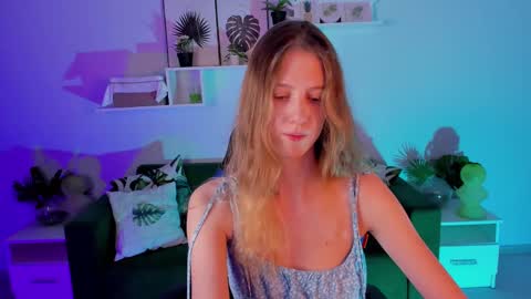 Sharon online show from 02/08/25, 02:49