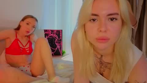 Lola and Stacey online show from 06/02/26, 06:48