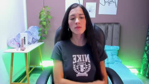 Sharon online show from 02/02/25, 02:38