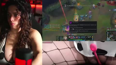 Snapshot of sharonurb3x chatting on 02/15/26, 09:55 sharonurb3x online show from 02/15/26, 09:55