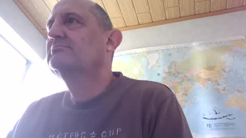 Peter online show from 05/09/26, 10:42