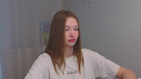 Miroslava online show from 10/24/25, 04:20