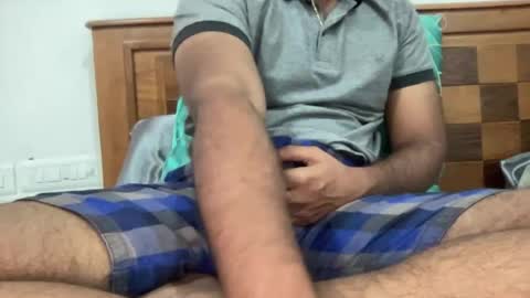 Snapshot of shash2014 chatting on 05/17/26, 06:37 Shashii online show from 05/17/26, 06:37