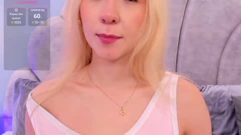 Snapshot of shatall_rouge chatting on 02/01/25, 08:37 Shantall online show from 02/01/25, 08:37