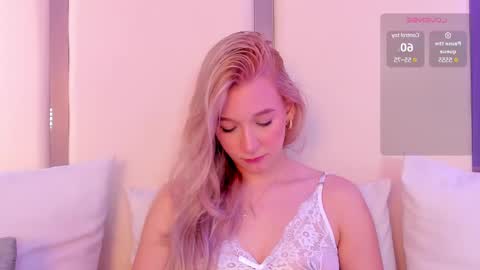 Snapshot of shatall_rouge chatting on 03/06/25, 06:16 Shantall online show from 03/06/25, 06:16