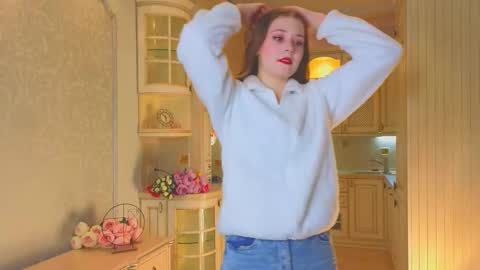 Snapshot of shaunaheiple chatting on 11/24/25, 04:01 Alexandra online show from 11/24/25, 04:01