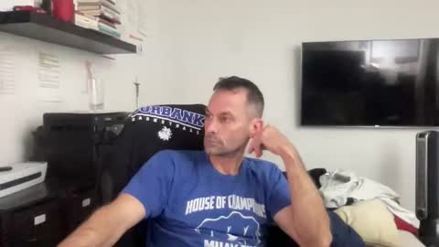 shaunzee35 online show from 05/01/26, 08:19