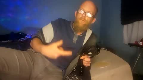 shawn710420 online show from 12/07/24, 09:39