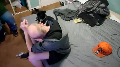 shawn710420 online show from 12/10/24, 05:39