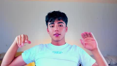 Snapshot of shawn__sanderson chatting on 01/15/25, 11:30 Shawn online show from 01/15/25, 11:30