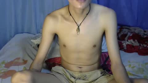 Snapshot of shayato_xyz chatting on 03/12/25, 09:44 eryx online show from 03/12/25, 09:44