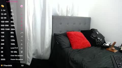 shayla_10 online show from 10/20/25, 11:10