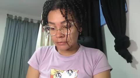 Shayna online show from 12/30/24, 11:04