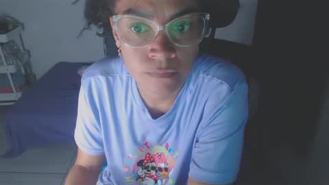 Shayna online show from 02/11/25, 09:31