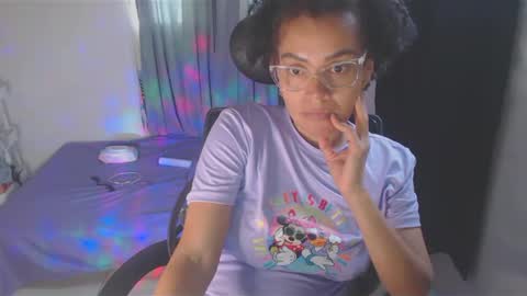 Shayna online show from 02/11/25, 03:40