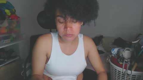 Shayna online show from 09/10/25, 01:16