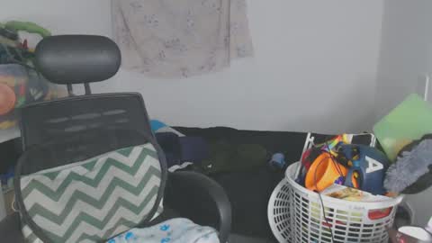 Shayna online show from 10/01/25, 01:44