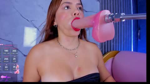 shayra_boobs2 online show from 02/06/26, 10:29