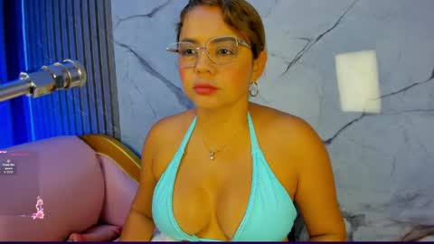 shayra_boobs2 online show from 06/06/26, 10:42