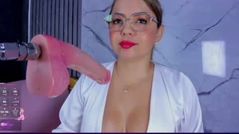 shayra_boobs2 online show from 06/25/26, 10:31